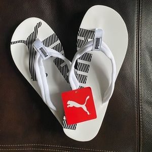 Puma Sandals/flip flops